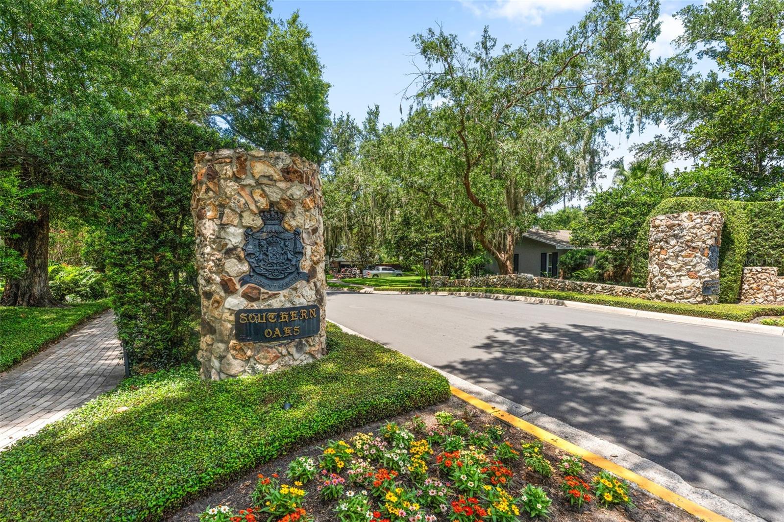 SOUTHERN OAKS - Residential