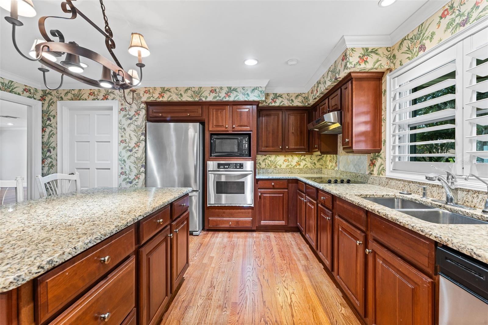 SOUTHERN OAKS - Residential