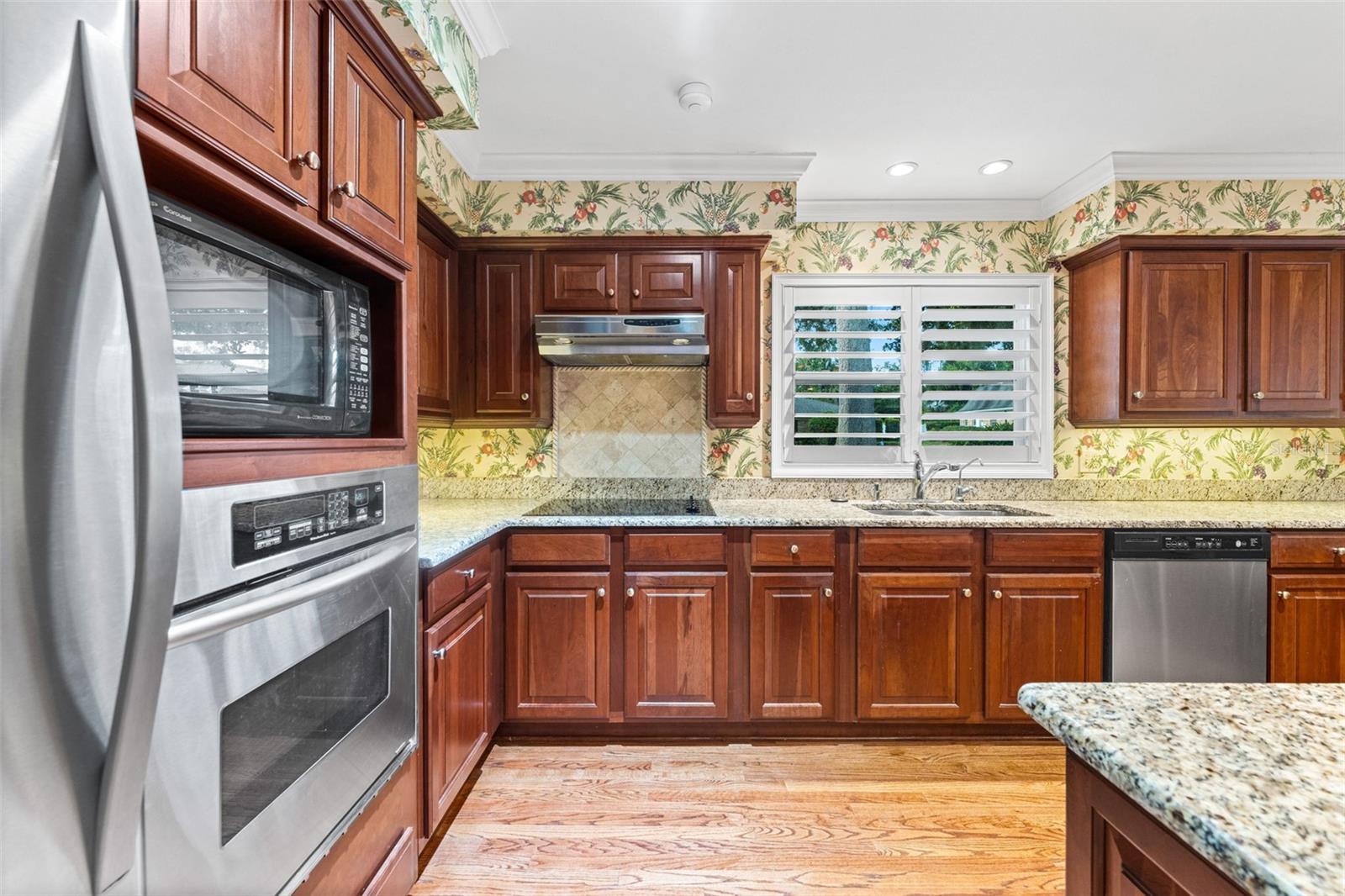 SOUTHERN OAKS - Residential