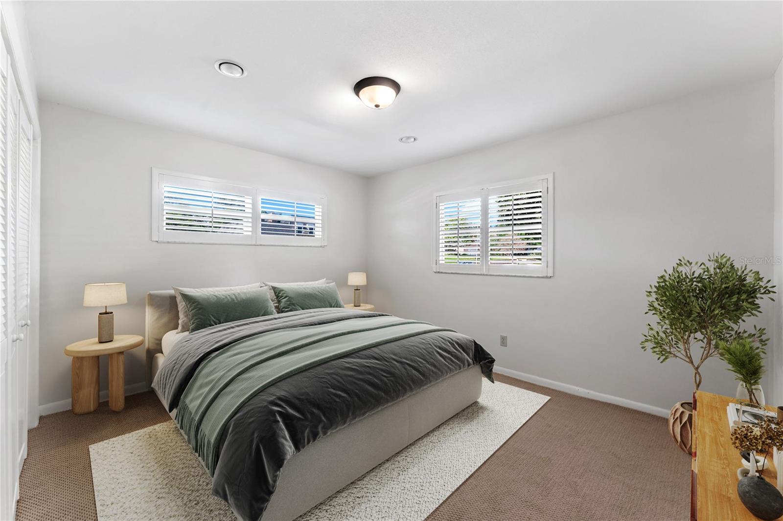 SOUTHERN OAKS - Residential