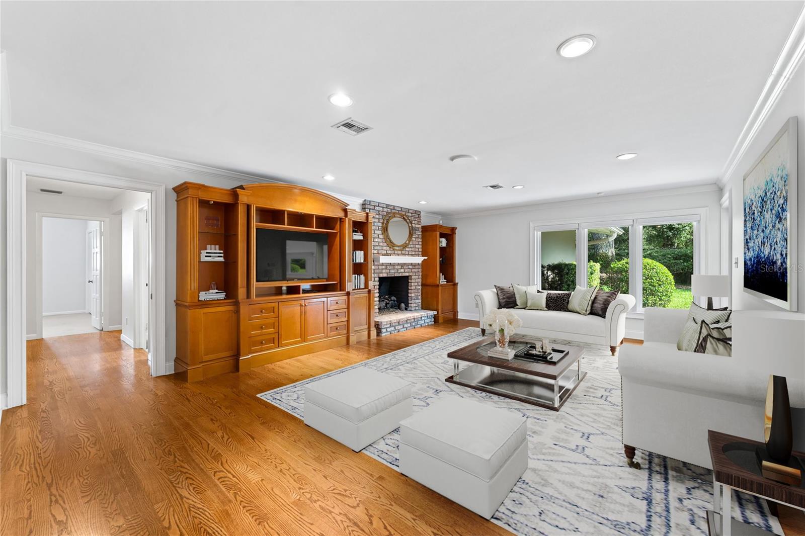 SOUTHERN OAKS - Residential
