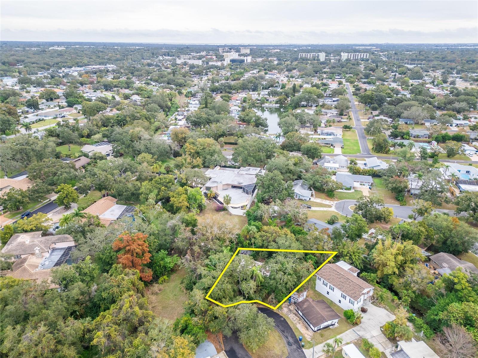 BRAE BURN PARK ESTATES - Land