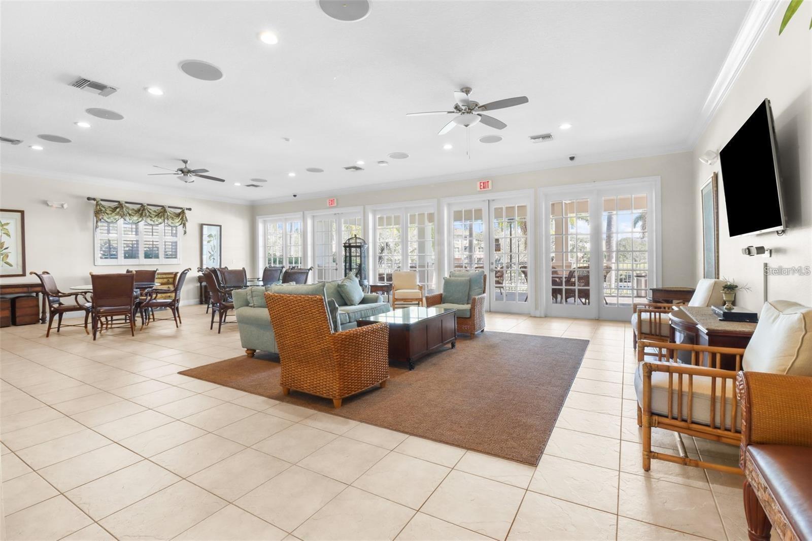 SEMINOLE ISLE CONDO - Residential