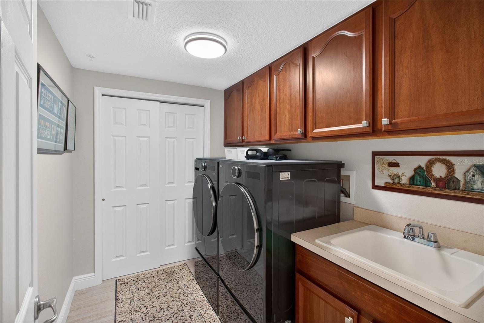 SEMINOLE ISLE CONDO - Residential