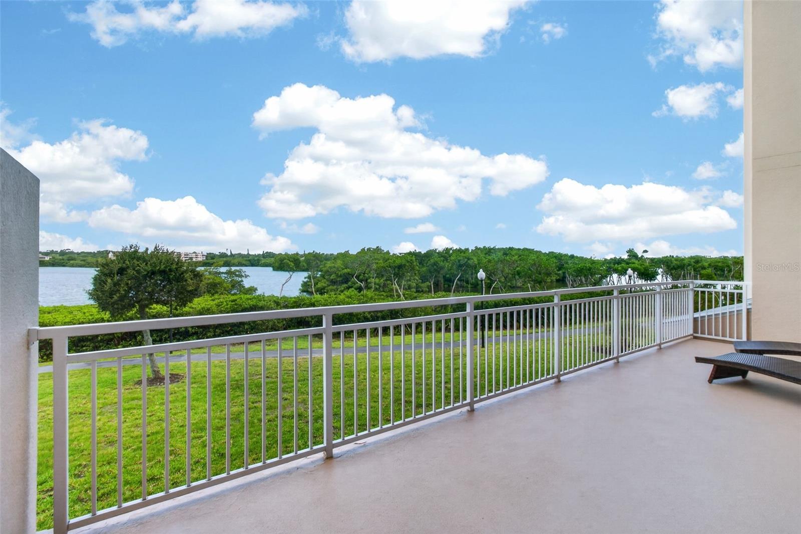 SEMINOLE ISLE CONDO - Residential