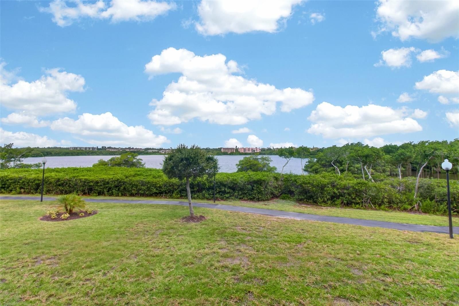SEMINOLE ISLE CONDO - Residential