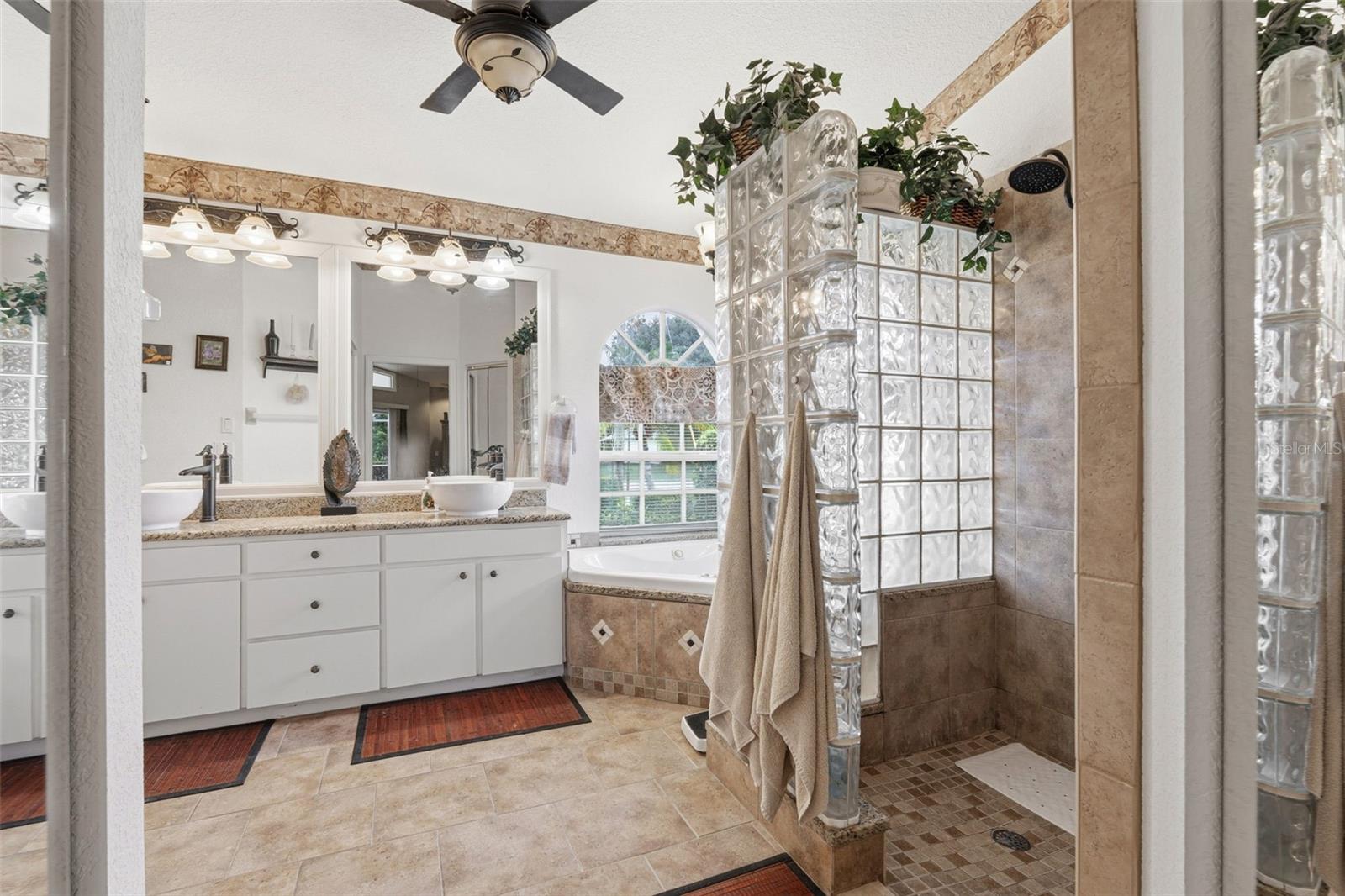 PUNTA GORDA ISLES SEC 20 - Residential