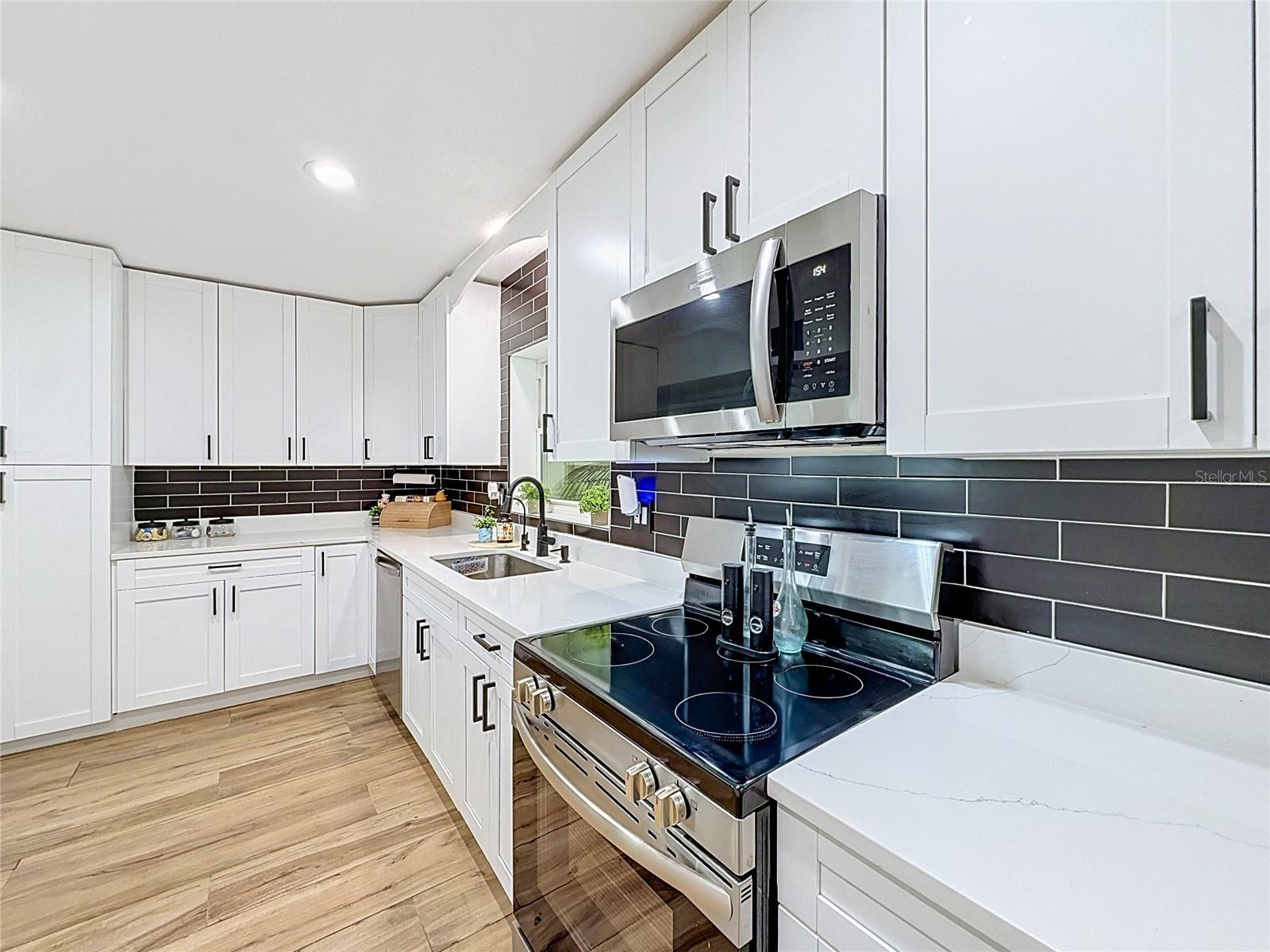 BAY CREST PARK UNIT 17 - Residential