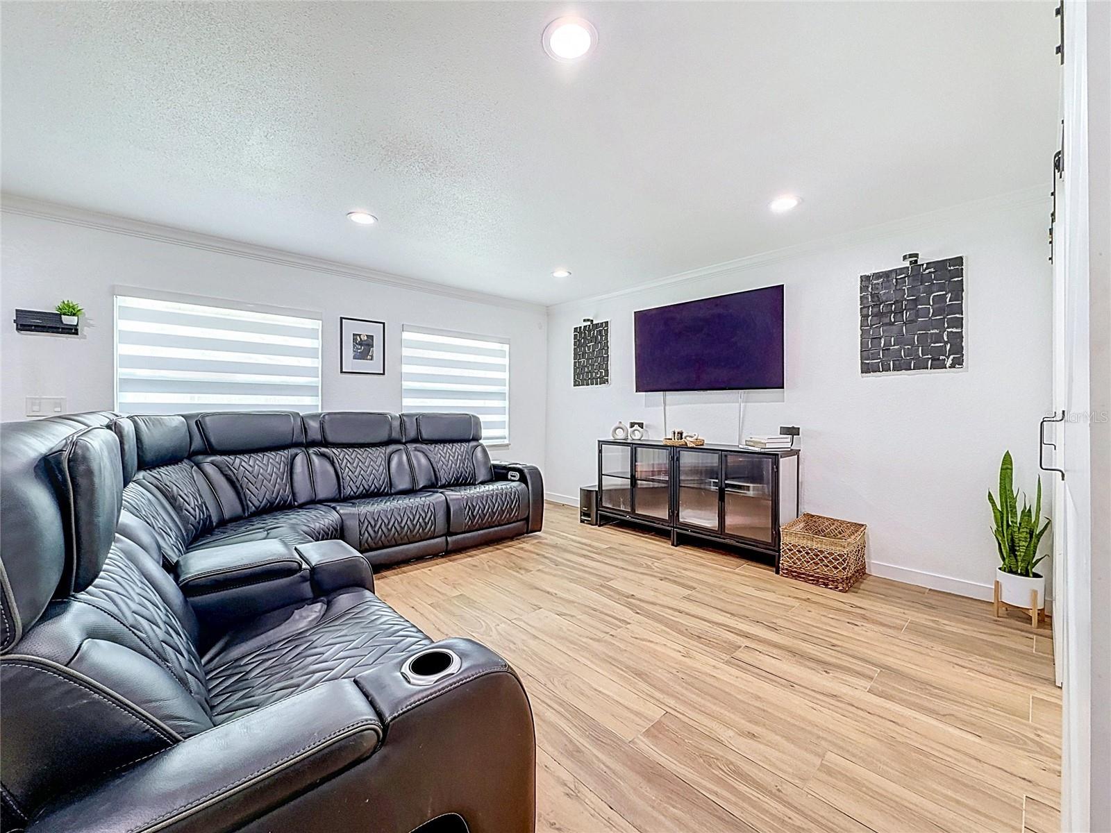 BAY CREST PARK UNIT 17 - Residential