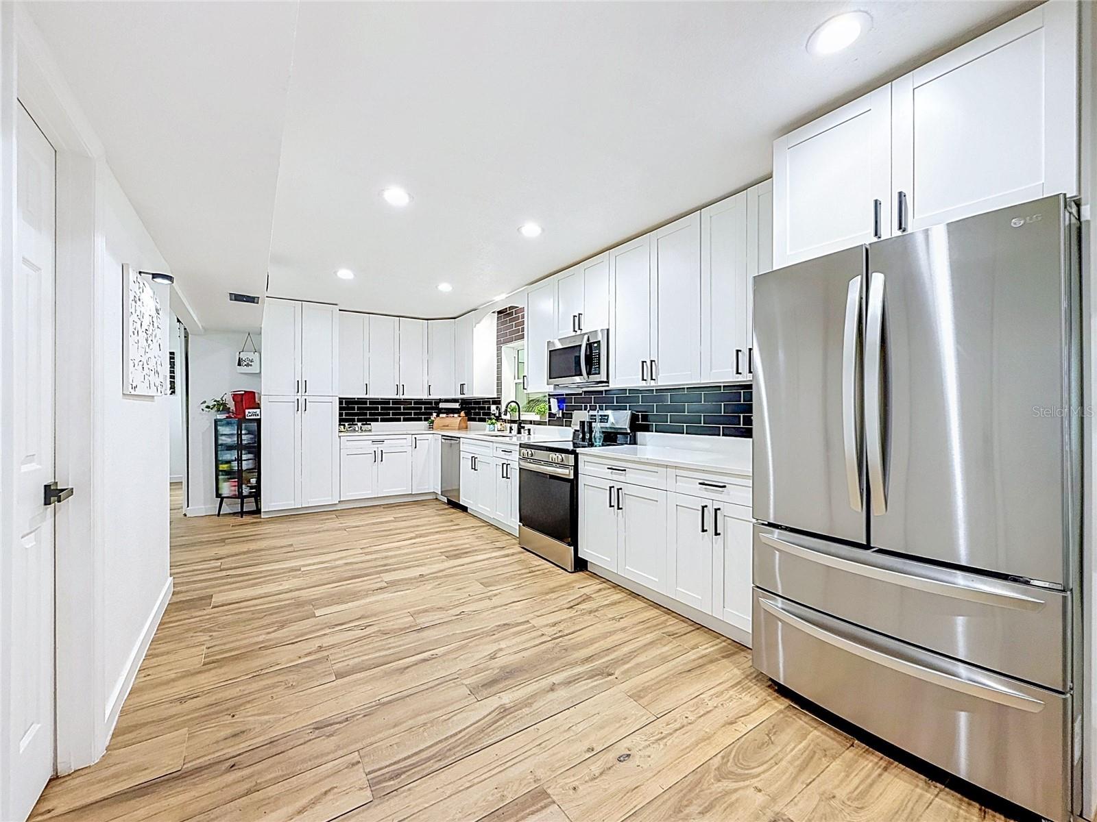 BAY CREST PARK UNIT 17 - Residential