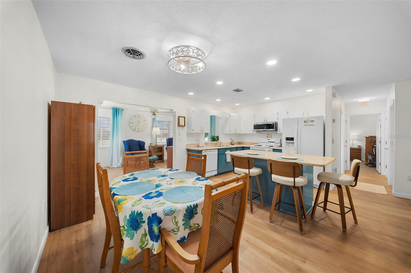 PINE LAKE DEV - Residential