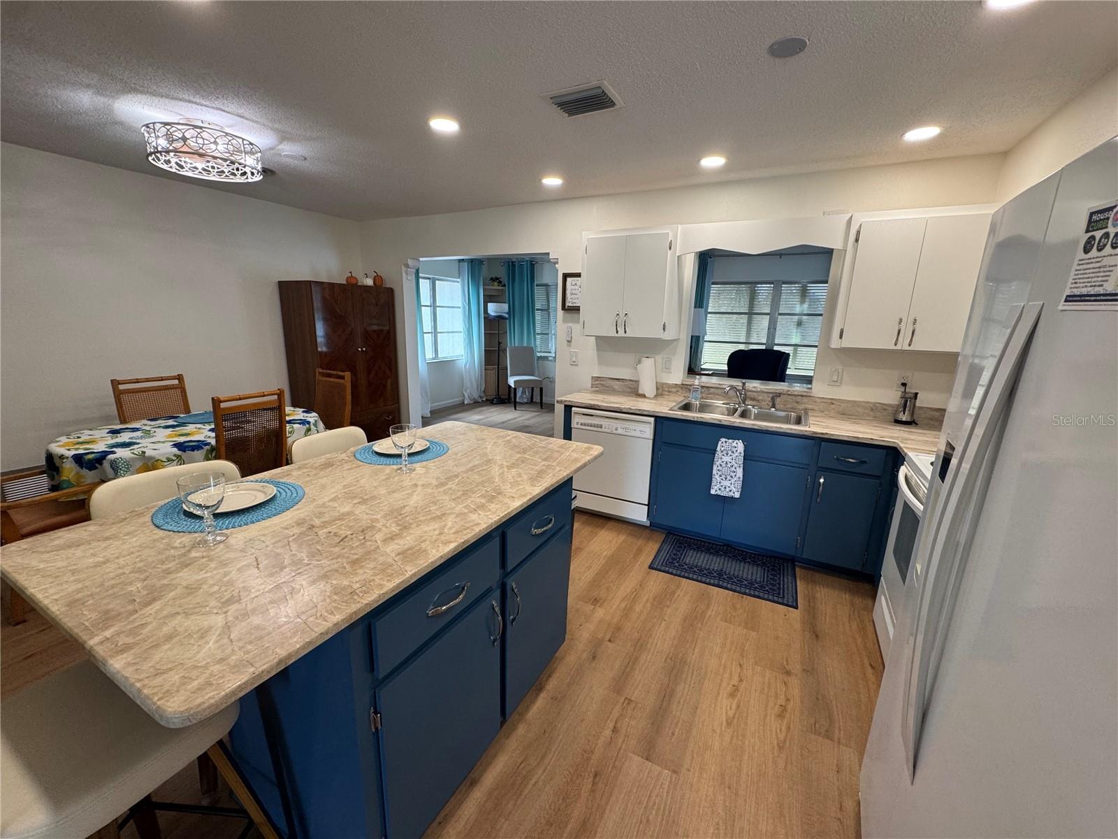 PINE LAKE DEV - Residential