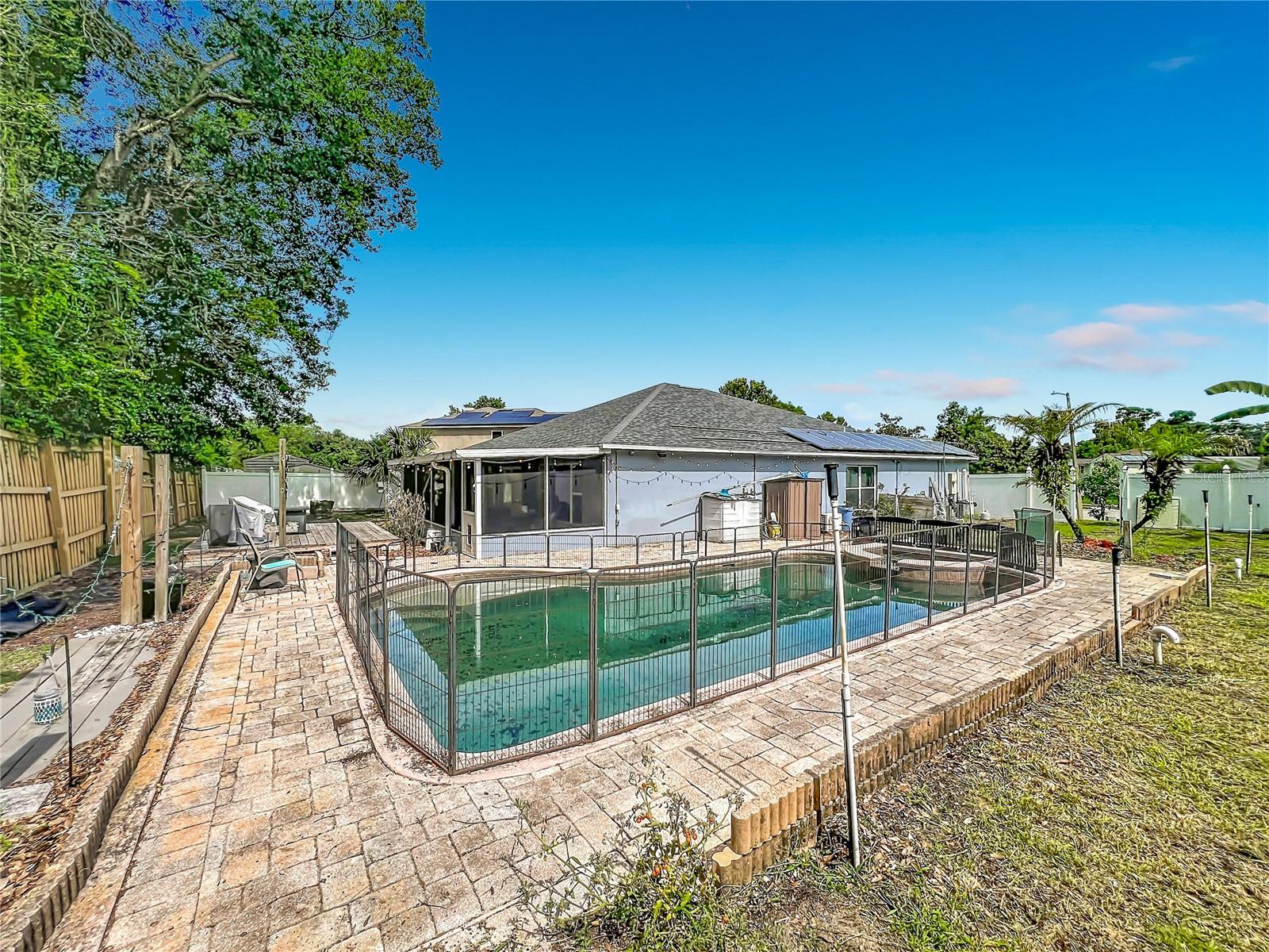 LAKE LUCY ESTATES - Residential