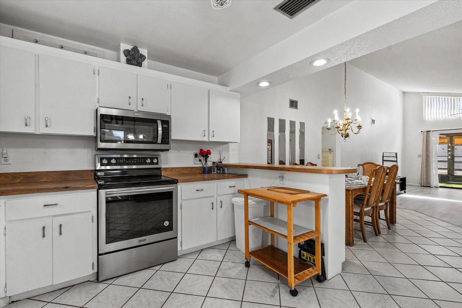 MORTON VILLAGE - Residential