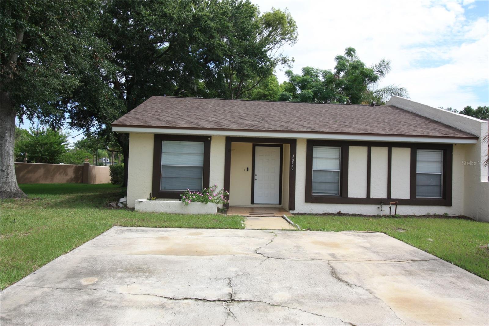 One story Winter Park home with 3 Bedroom , 2 full bath. AVAILABLE now ! 
Great accessible location close to shopping, major roadways, schools and a short drive to Downtown Orlando. This Home has tile and laminate flooring throughout, easy maintenance clean modern appearance. Kitchen comes with all major appliances, large family room with high ceilings. Unit Feature an in-unit washer and dryer. Primary suite with his & hers closets and private bathroom. Property is on a large corner lot with a great deal of outdoor space, a screened/cover rear patio. Community offer quite atmosphere and a community pool . Conveniently located just off 436 in Winter Park, this home offers the perfect mix of comfort, convenience, and community living. 
Easy to see call today
