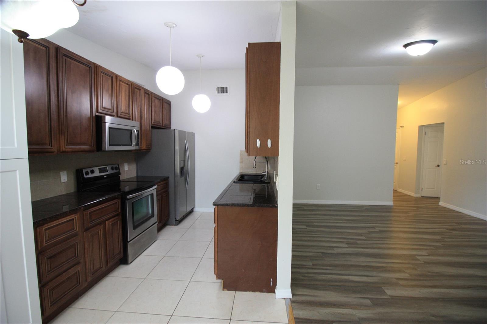 VILLAS OF CASSELBERRY PH 1 - Residential Lease