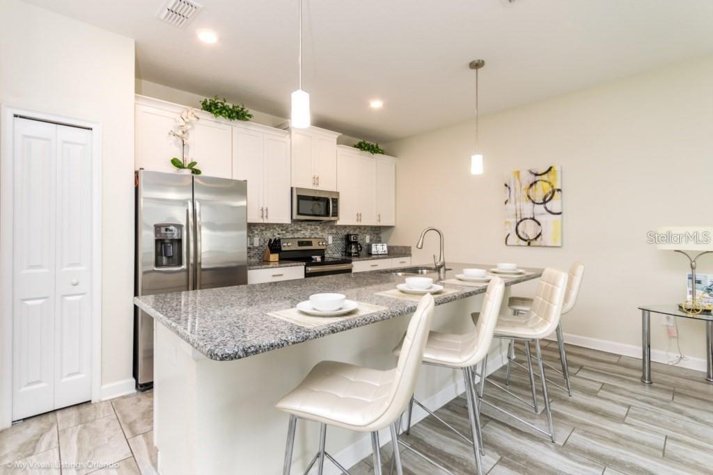 STOREY LAKE PH 2 - Residential Lease