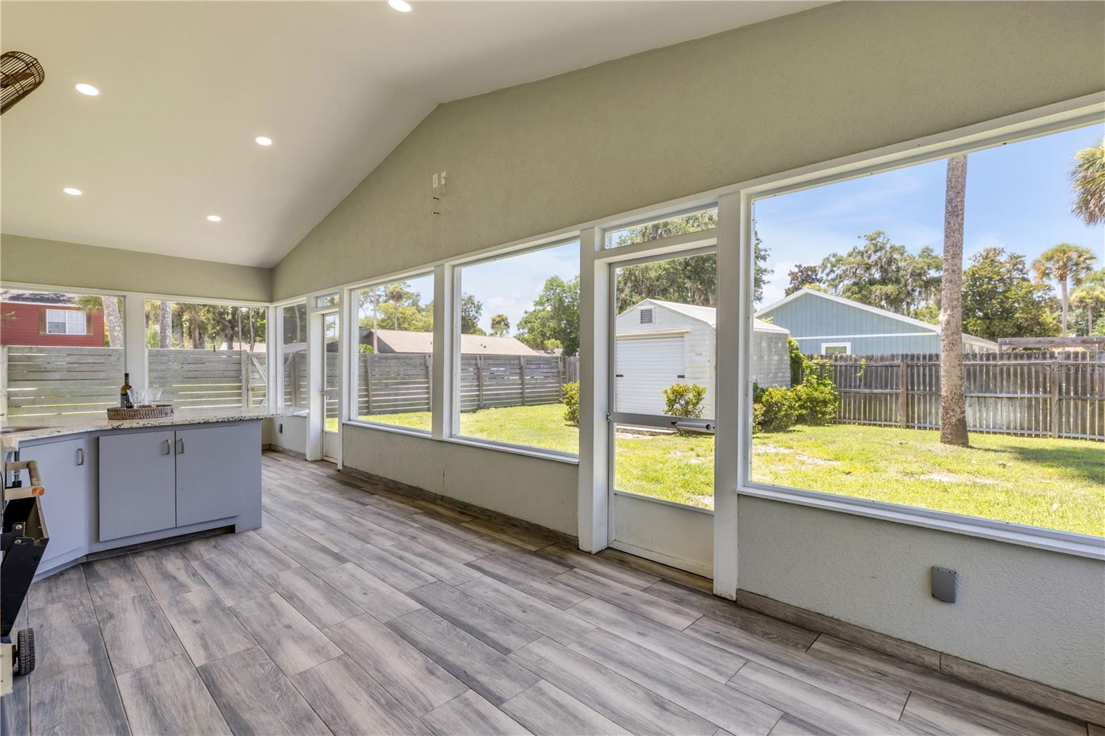WOODS PORT ORANGE UNIT 01 - Residential