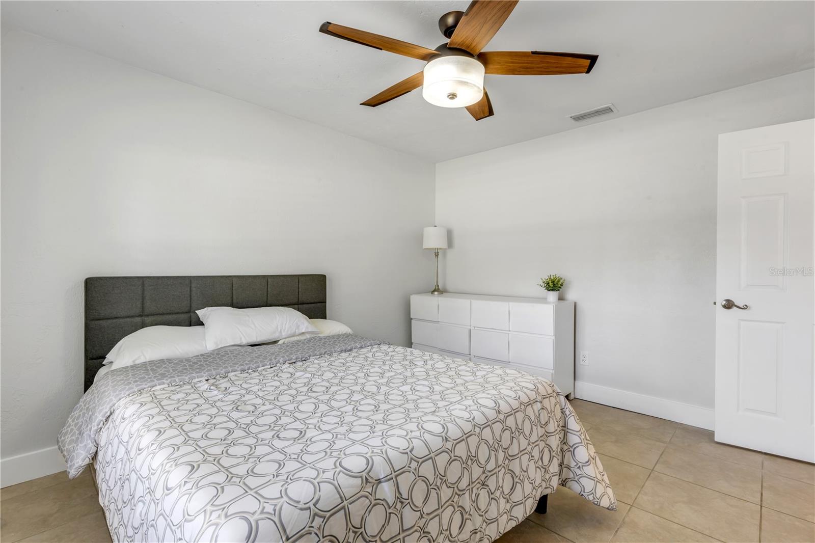 WOODS PORT ORANGE UNIT 01 - Residential
