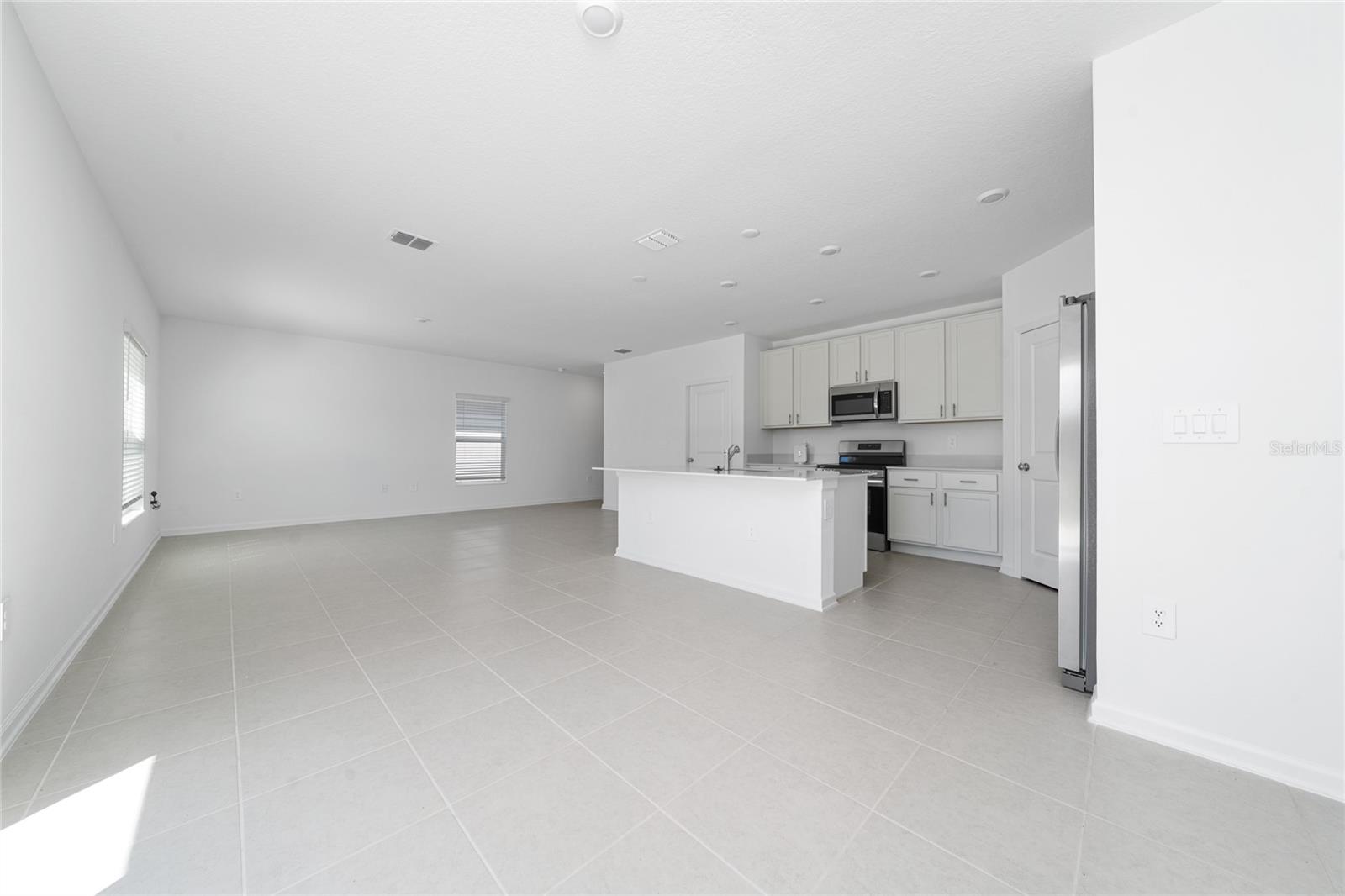 WESTVIEW POD B NEIGHBORHOOD 2A & 2B PH 1 - Residential Lease