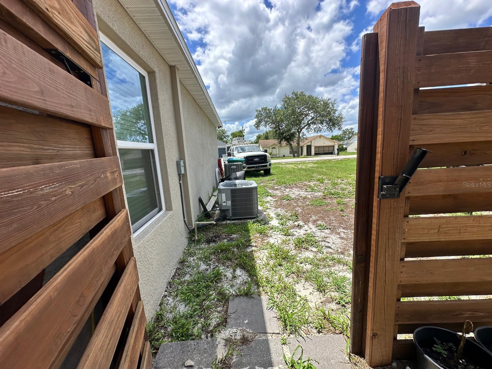 DELTONA LAKES UNIT 21 - Residential