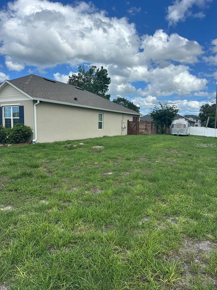 DELTONA LAKES UNIT 21 - Residential