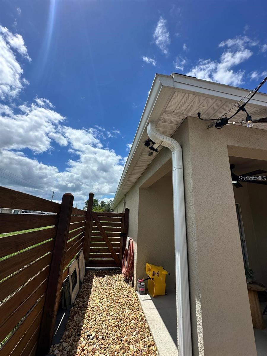DELTONA LAKES UNIT 21 - Residential