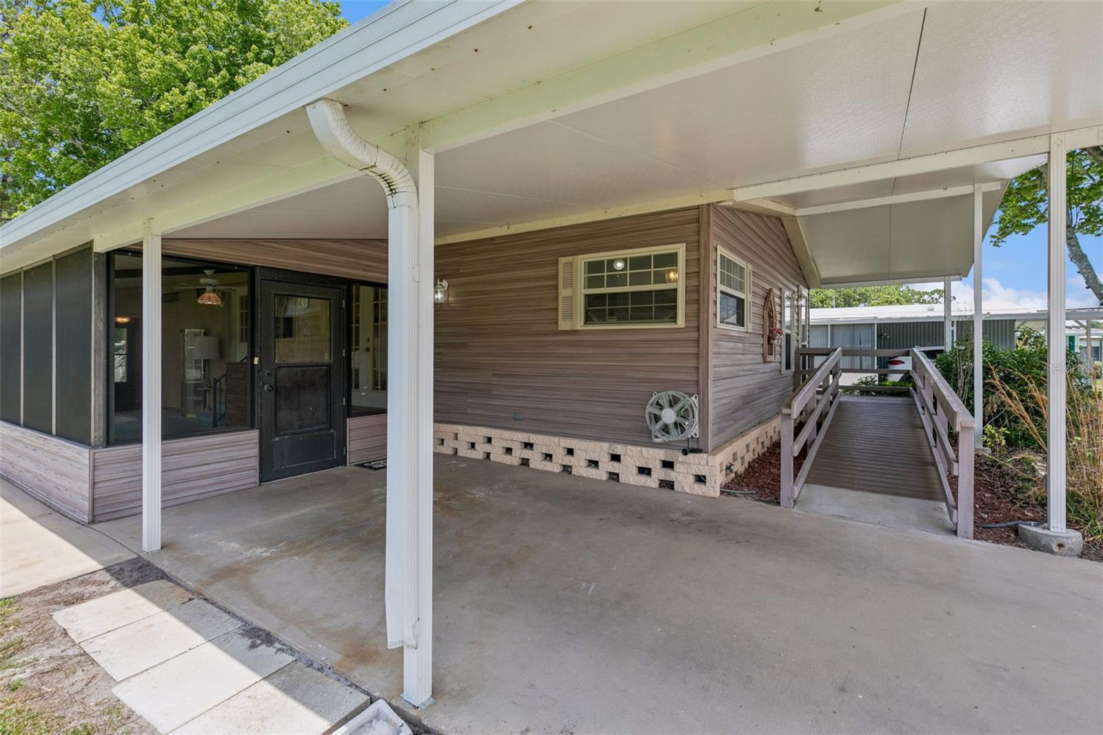 KOVE ESTATES COOP - Residential