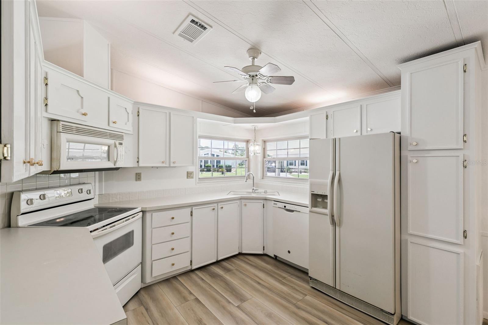 KOVE ESTATES COOP - Residential