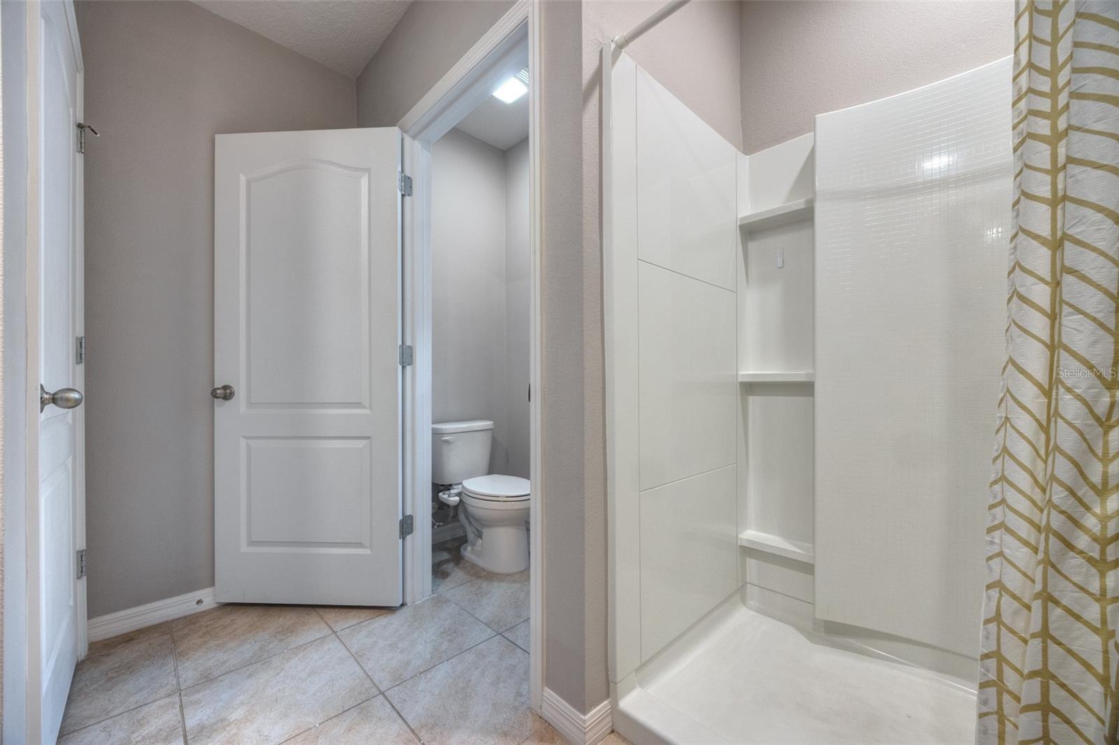 VICTORIA OAKS PH A - Residential