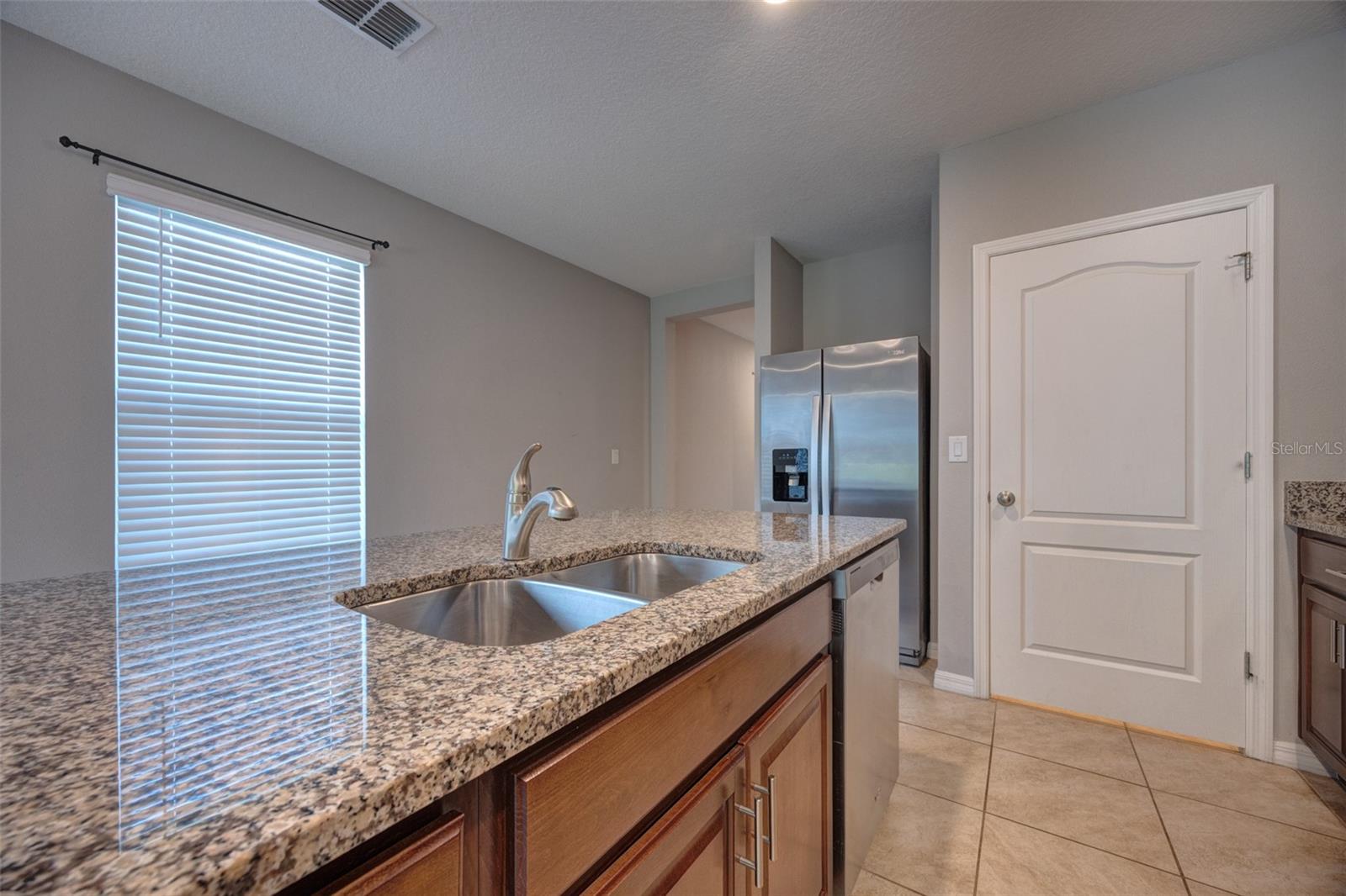 VICTORIA OAKS PH A - Residential