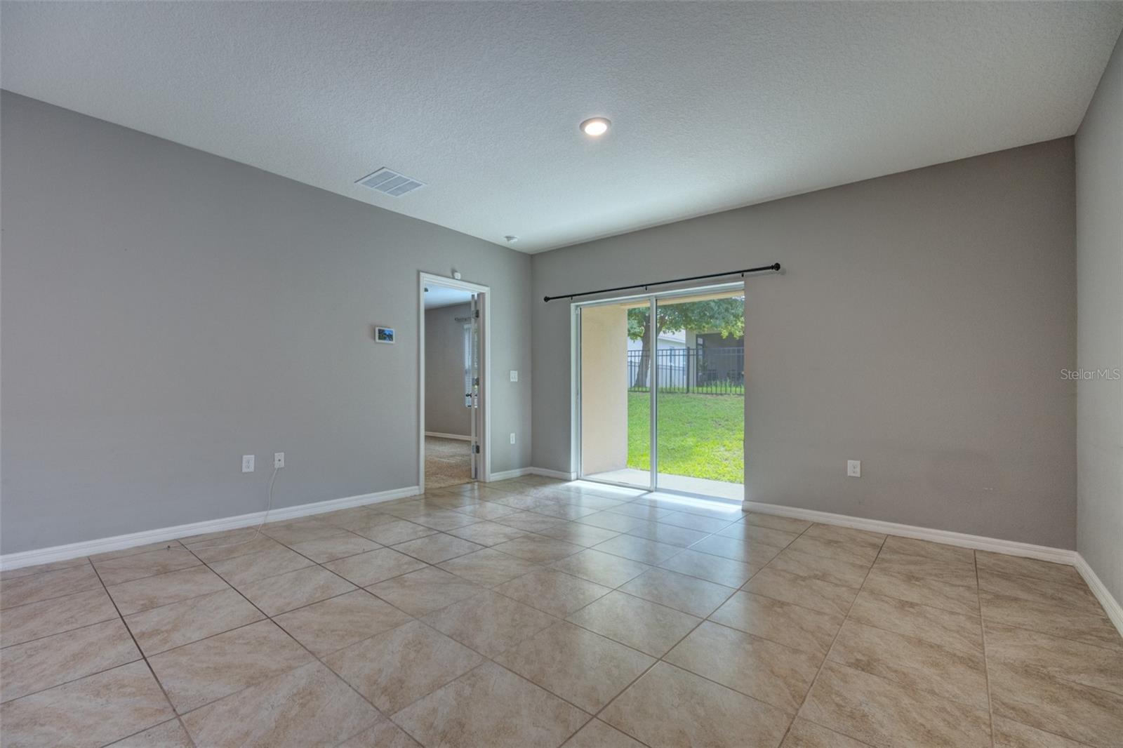 VICTORIA OAKS PH A - Residential