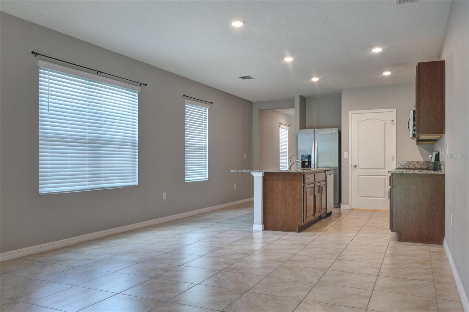 VICTORIA OAKS PH A - Residential