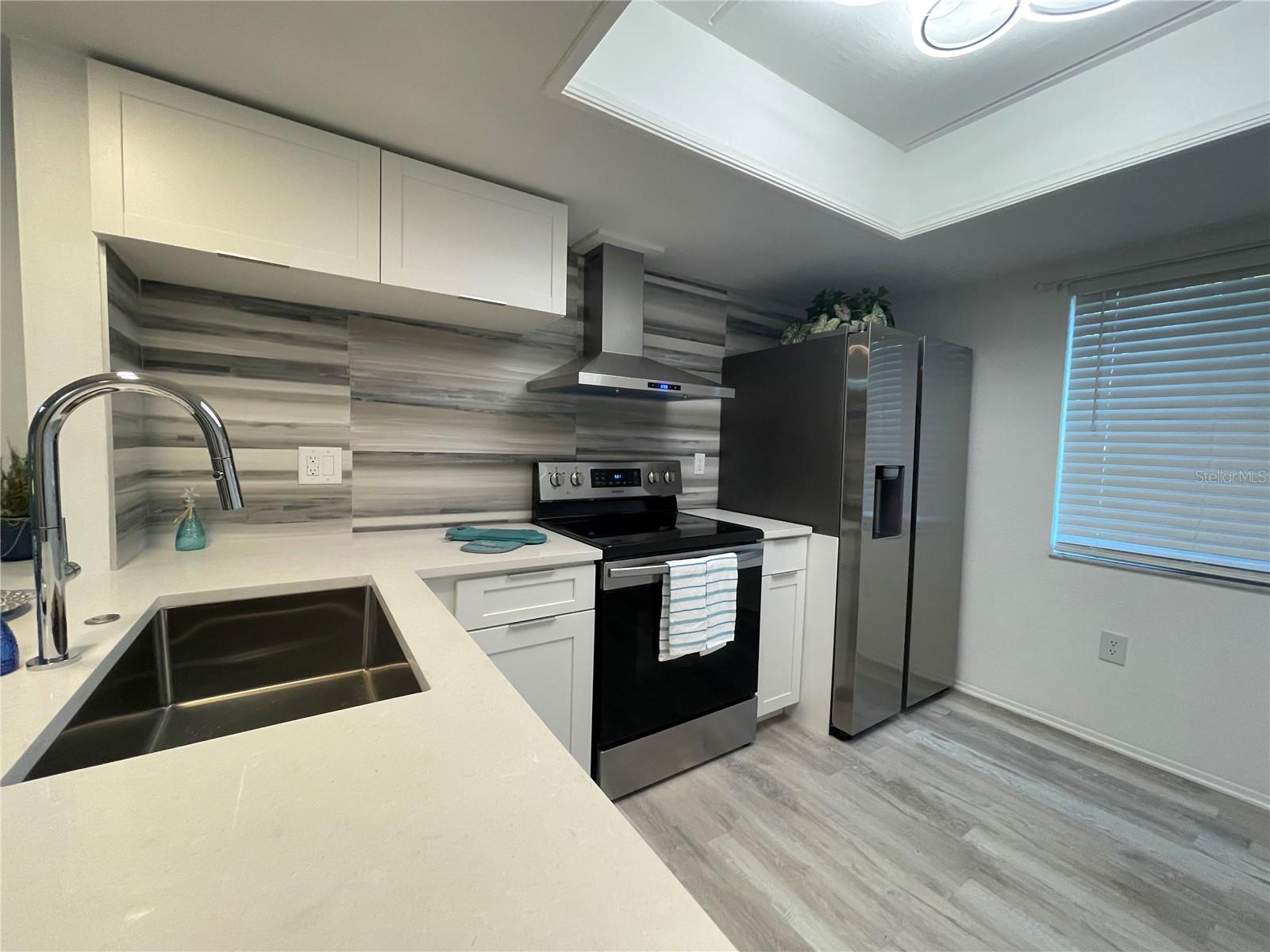 EAST LAKE WOODLANDS CYPRESS ESTATES - Residential Lease