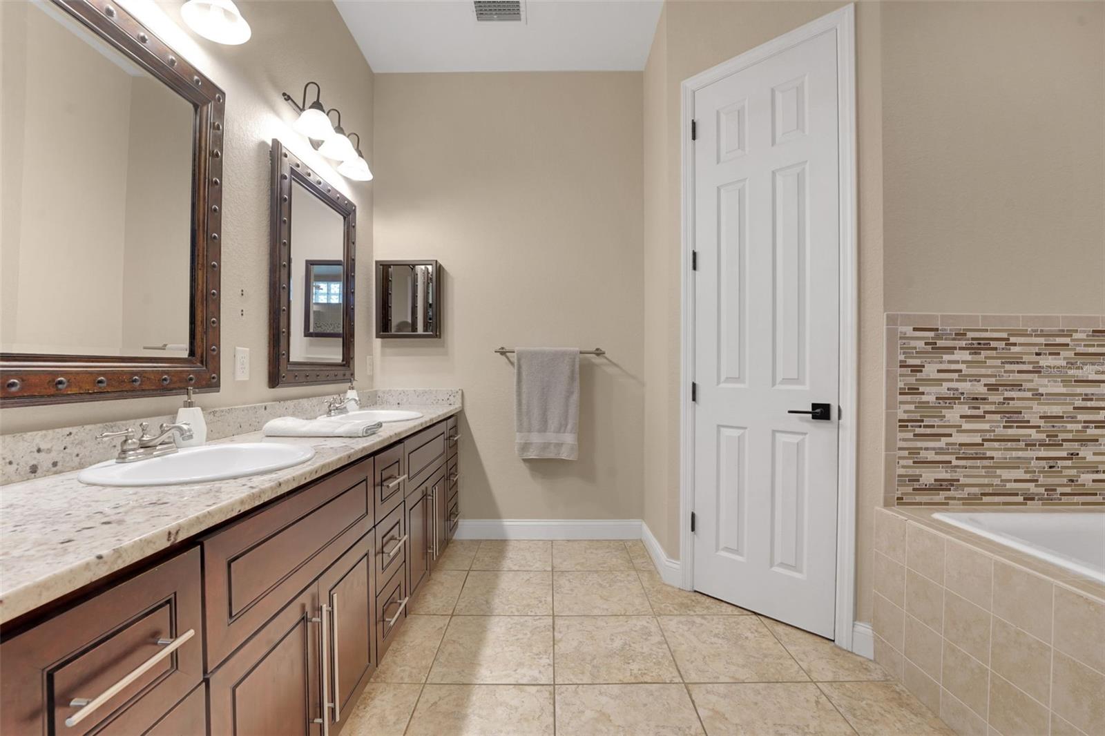 ROGERS LANDING - Residential