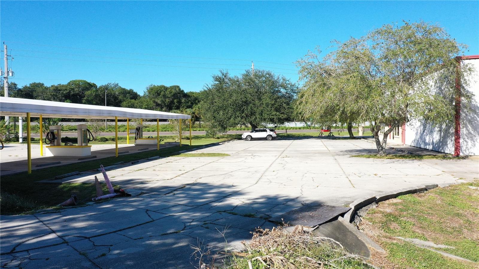 WINCHESTER COVE - Commercial Sale