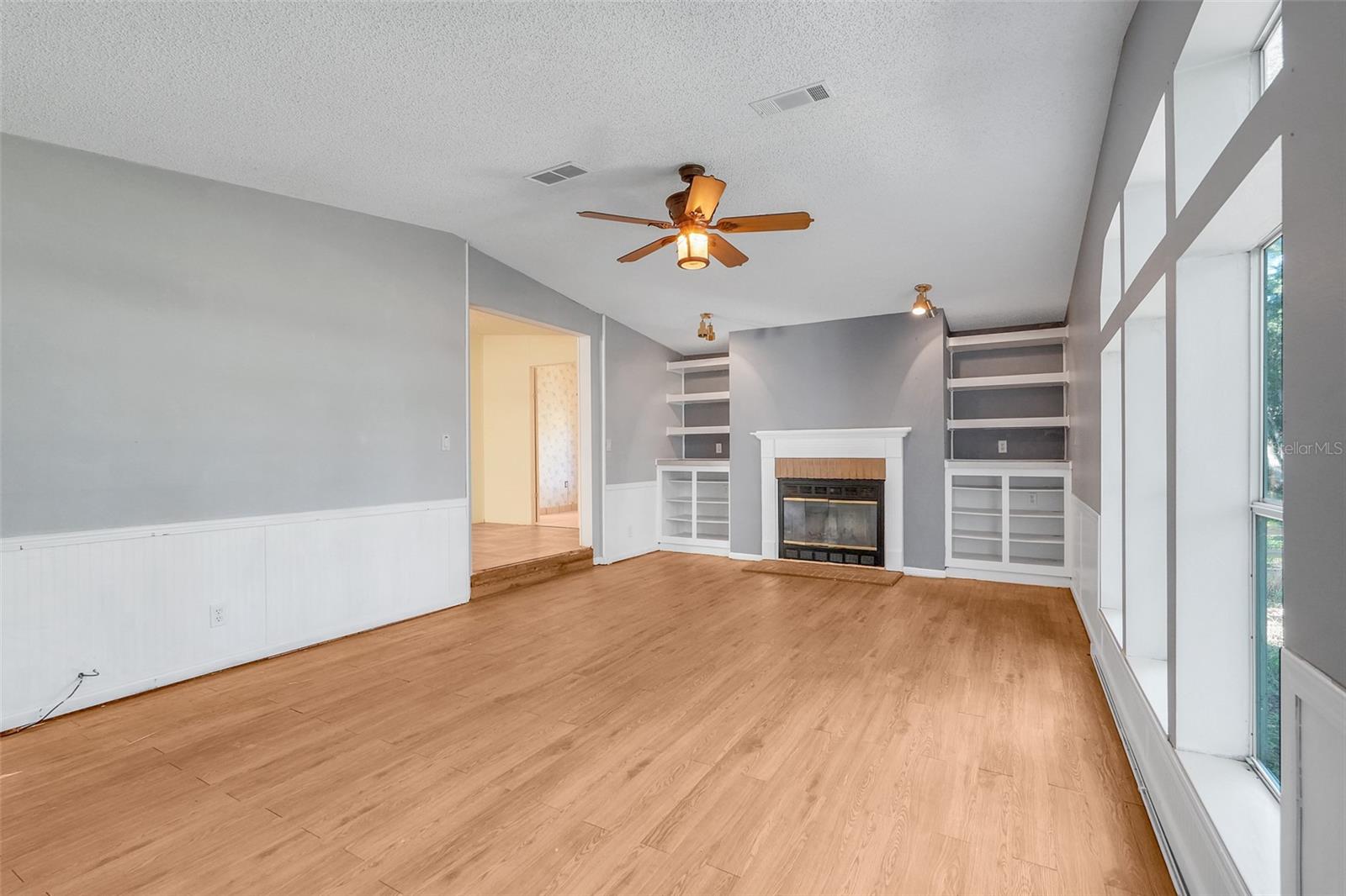 ACREAGE - Residential