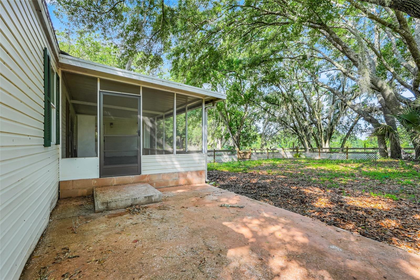 ACREAGE - Residential