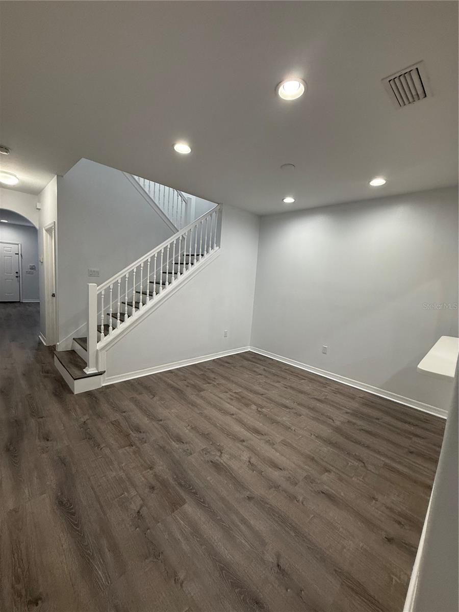 THE TWNHMS AT LIGHTHOUSE COVE I - Residential Lease