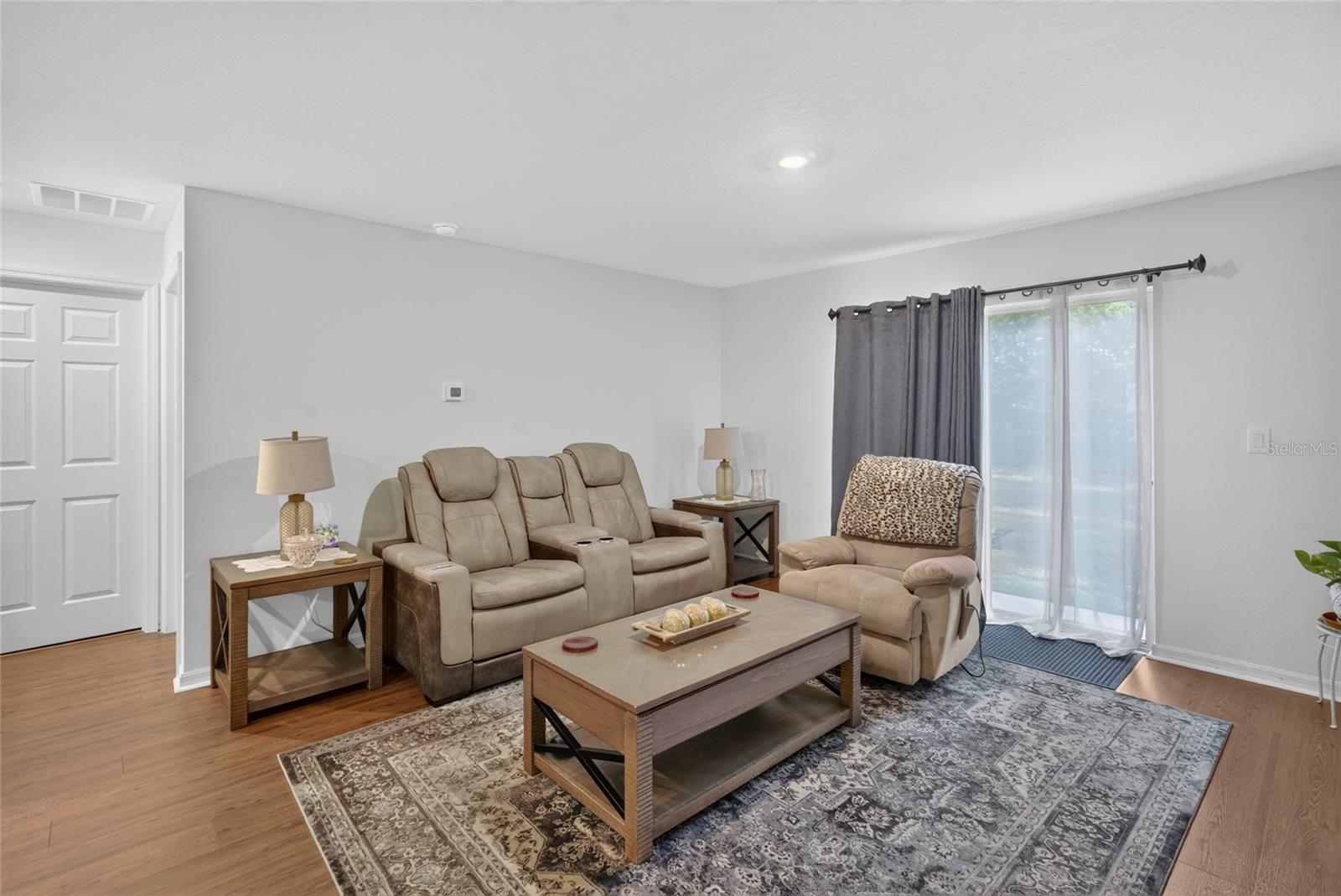 MARION OAKS UN TWELVE - Residential