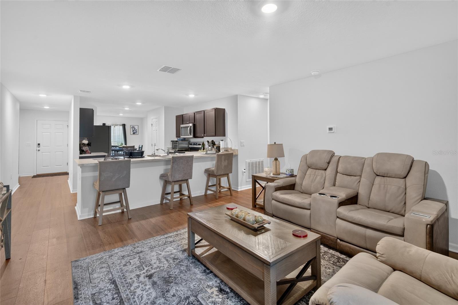 MARION OAKS UN TWELVE - Residential