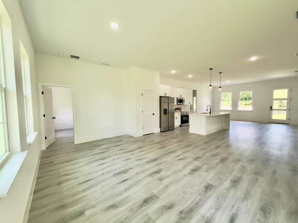 MARION OAKS UN NINE - Residential