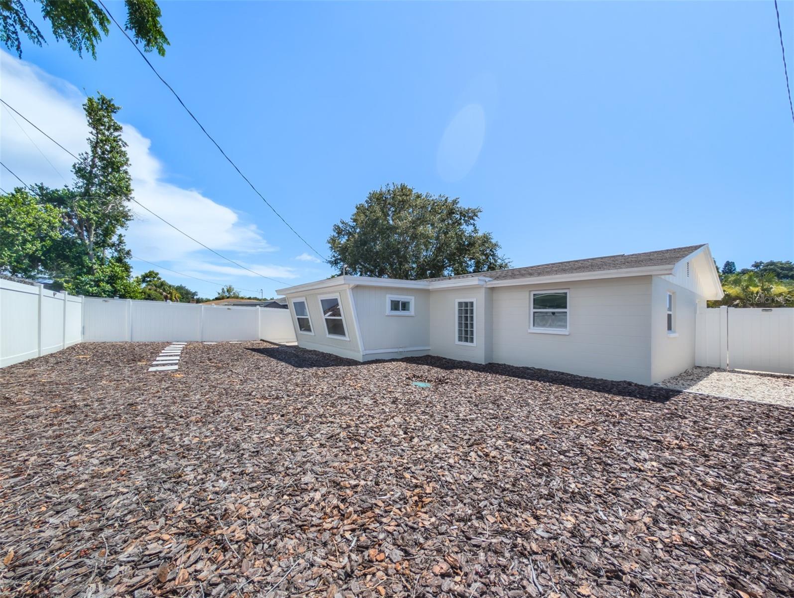 BEACON SQUARE - Residential