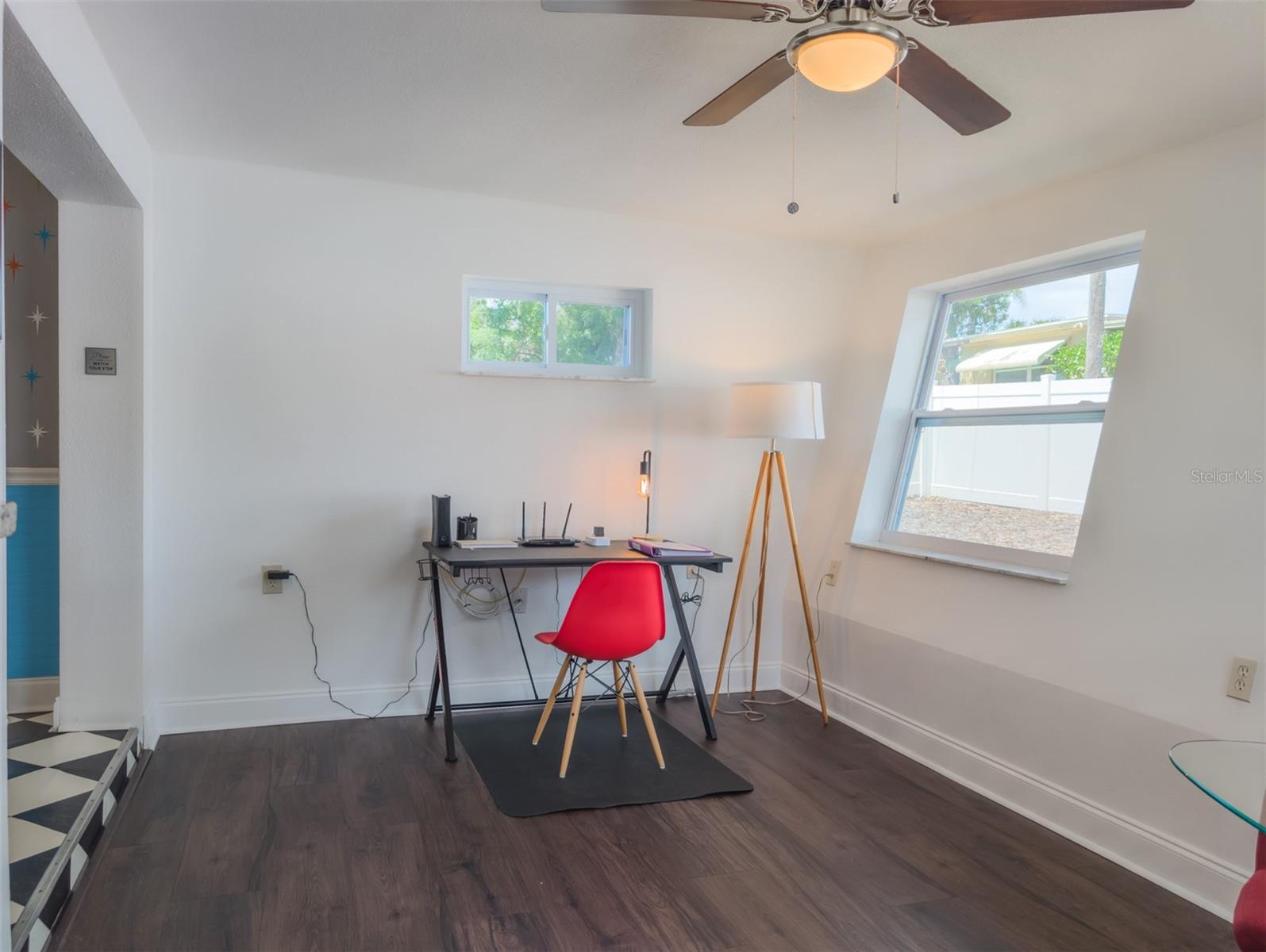 BEACON SQUARE - Residential