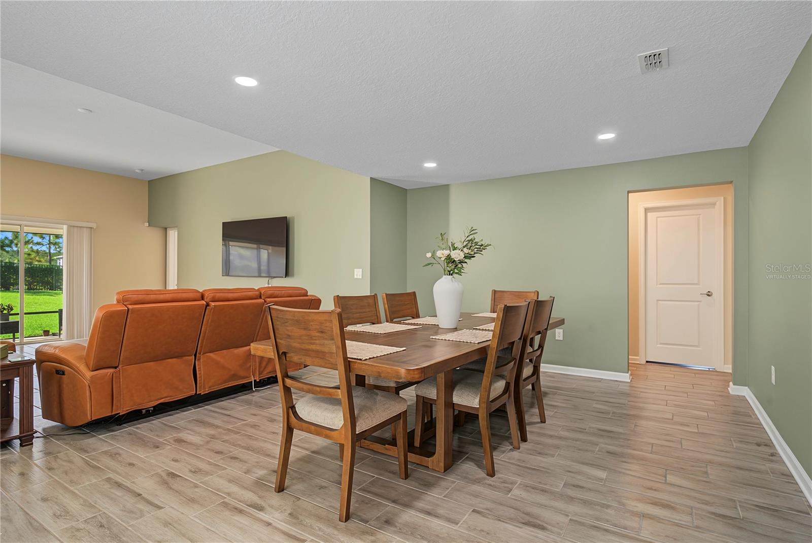 STONEYBROOK HILLS - Residential