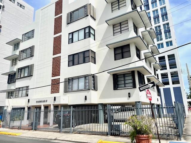 COND. MARSEILLES 18 - Residential