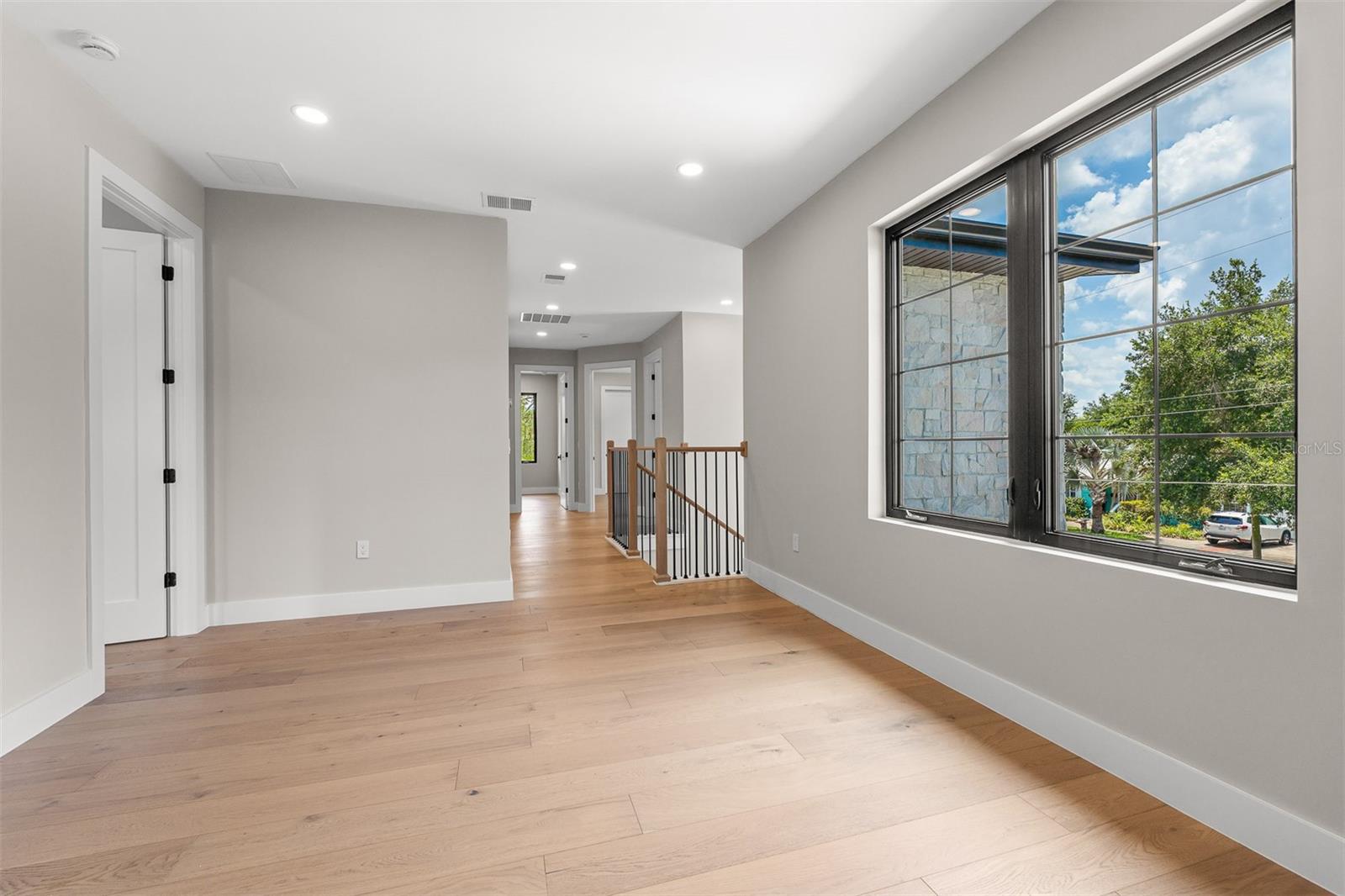 NORTH HAMPTON PARK - Residential
