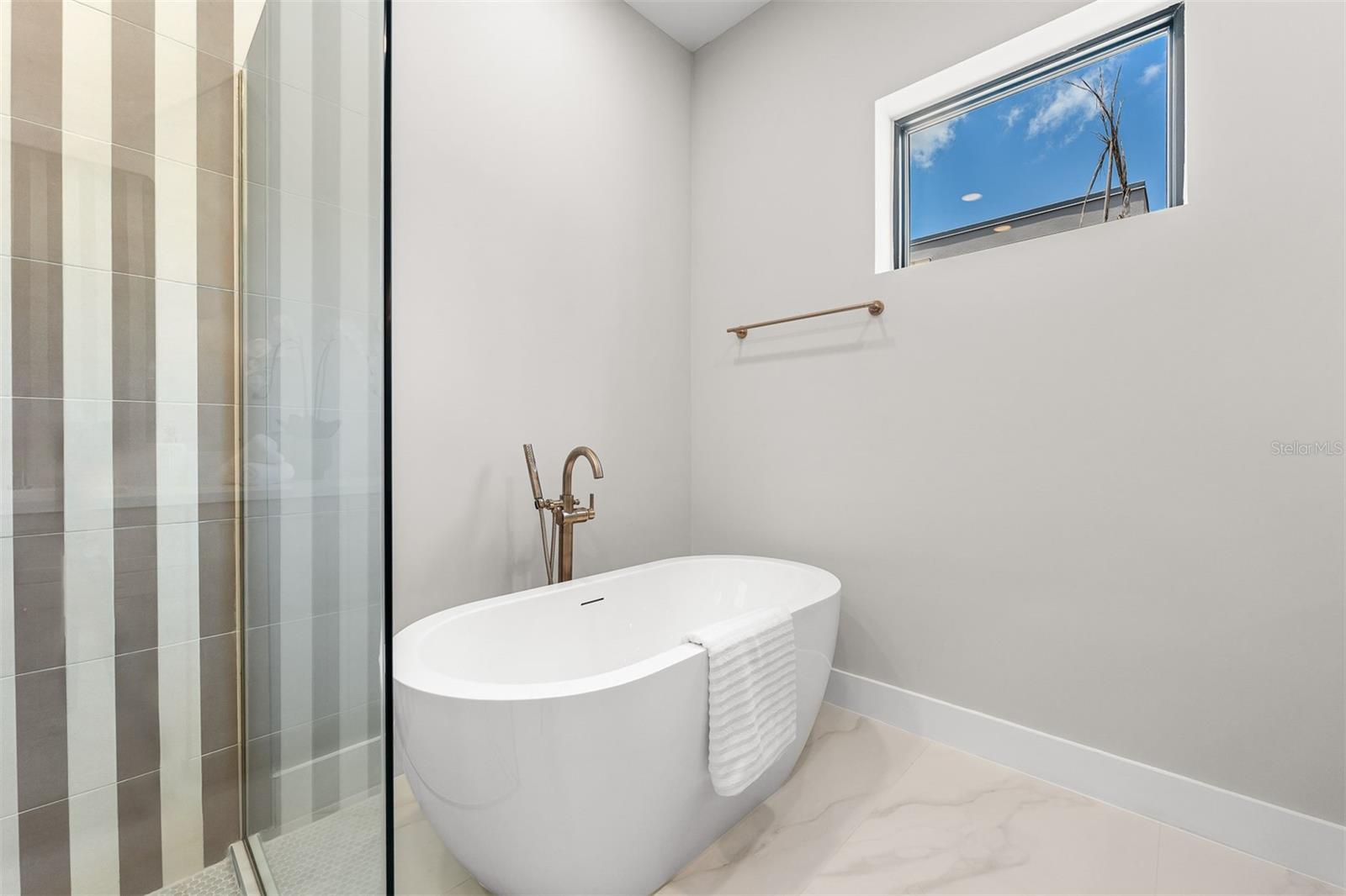 NORTH HAMPTON PARK - Residential
