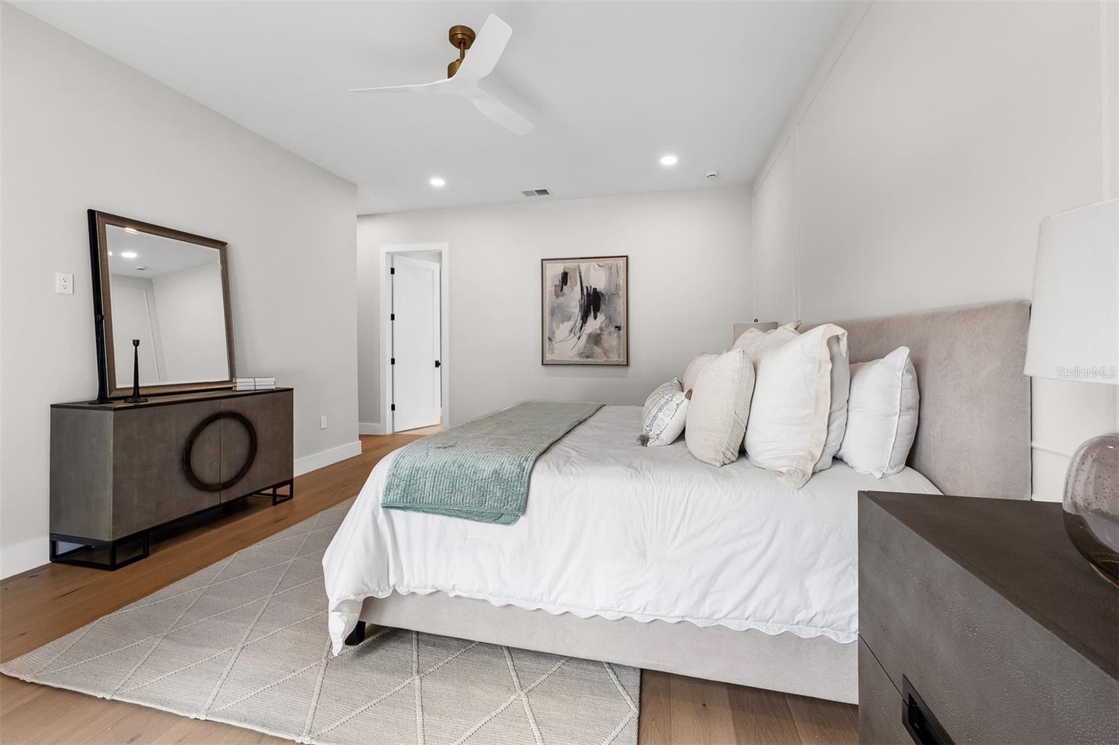 NORTH HAMPTON PARK - Residential