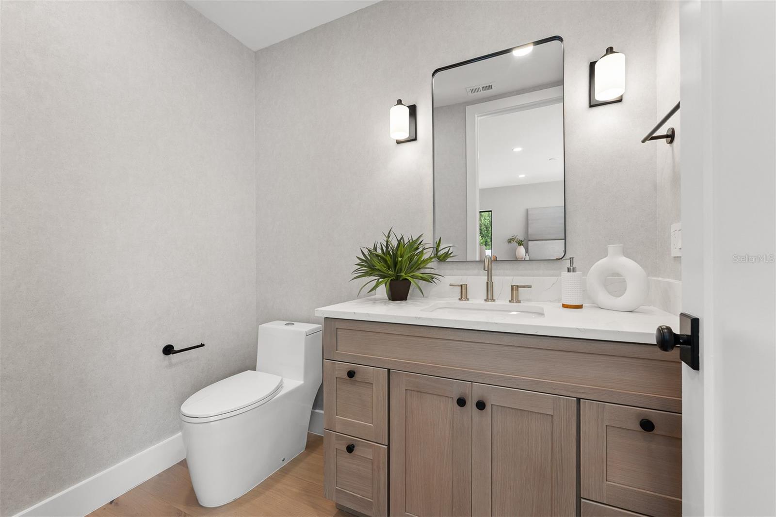 NORTH HAMPTON PARK - Residential